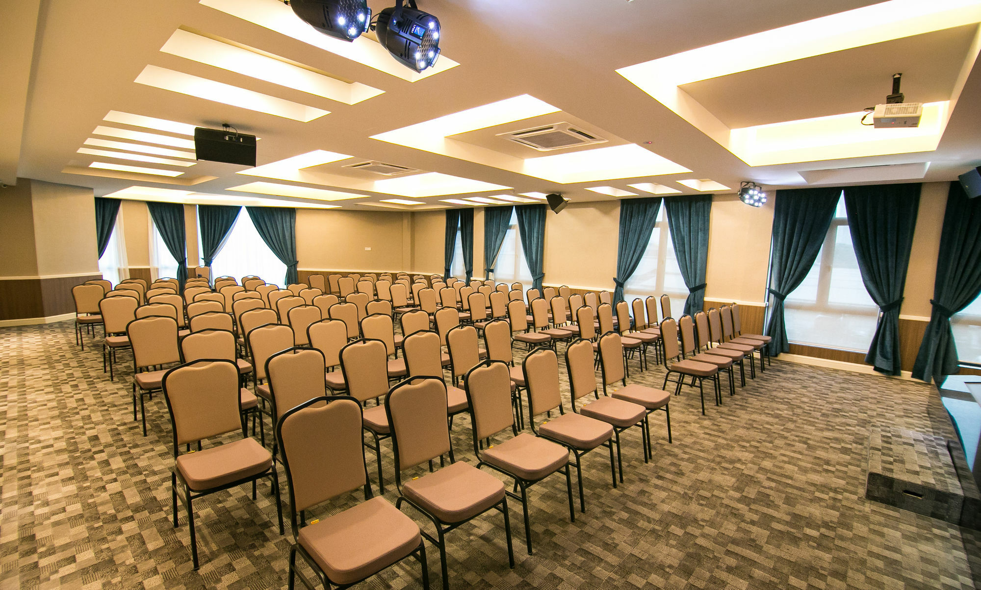 Indra Hotel - Boutique Suites Ipoh Extérieur photo
